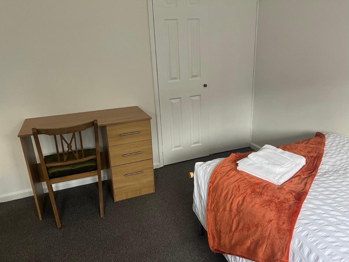 The Coral Guest House 1 Mile From Winchester Market Zewnętrze zdjęcie